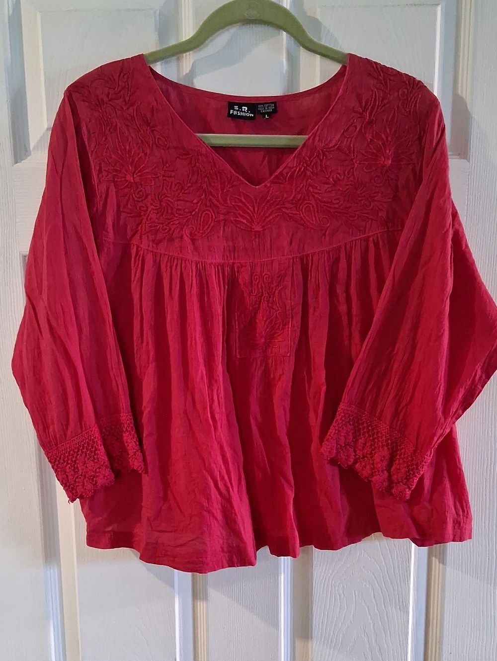SR Fashion Deep Pink Embroidered V‑Neck Tunic Top